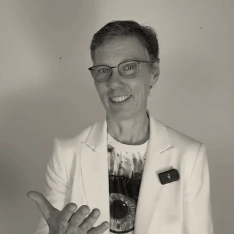 Standbild aus dem Video von A.M.