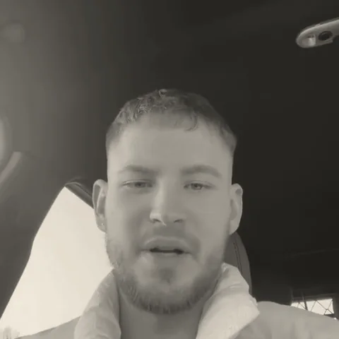 Standbild aus dem Video von David E.